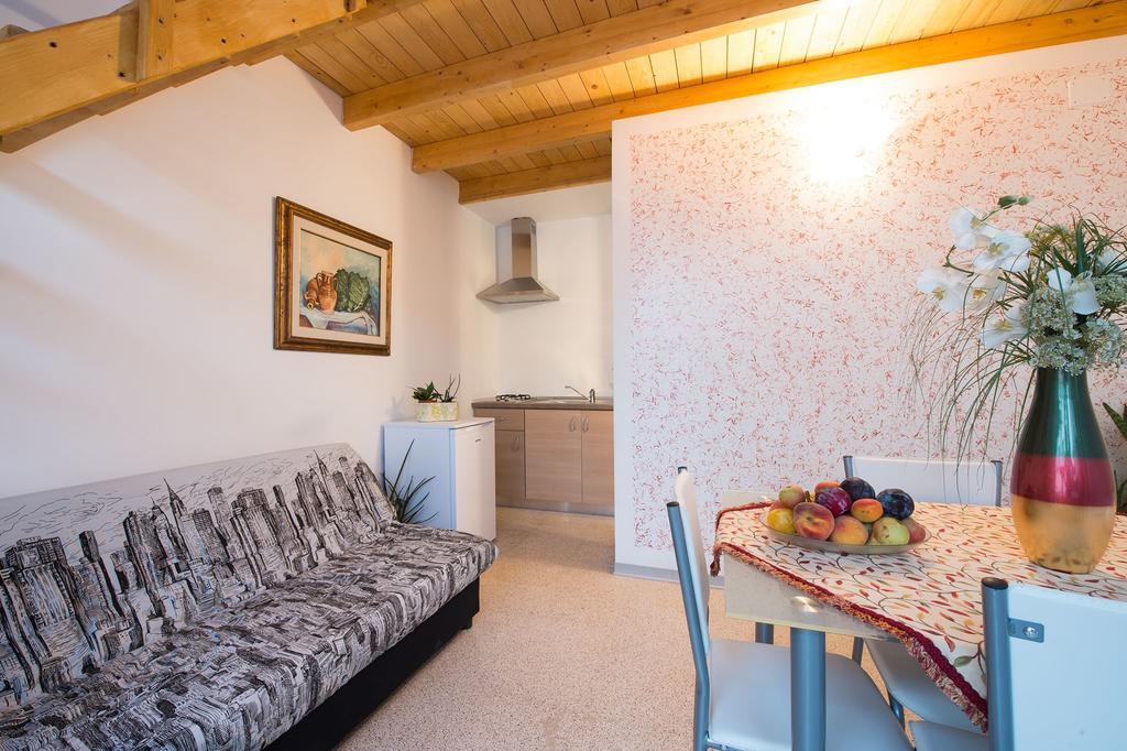 Raffaela Casa Vacanze Aradeo Экстерьер фото